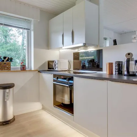 Holiday home Ehm - 600m From The Sea In Ne Jutland By Interhome *